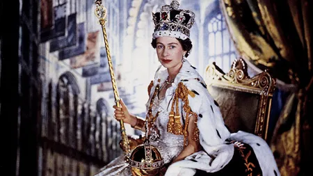 Elisabeta a II-a, la 90 de ani: Viaţa unei regine, în imagini inedite