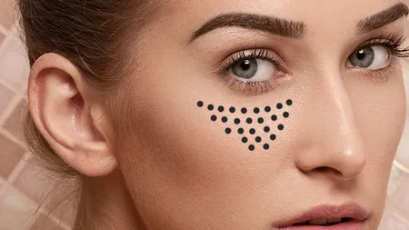Cum să-ţi tratezi în mod natural pleoapele lăsate şi ridurile de la ochi în 3 minute