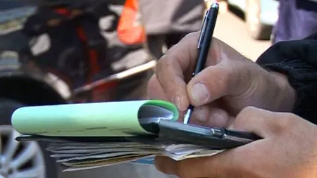 Motivul ABERANT pentru care un copil de 15 ani a fost amendat pe stradă