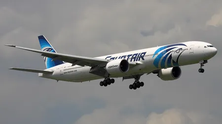 CNN: Alerte de fum la bordul avionului EgyptAir chiar înainte de prăbuşire. Anchetatorii francezi confirmă