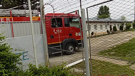INCENDIU la Penitenciarul din Craiova. Mai mulţi deţinuţi au fost răniţi