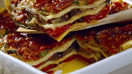 Lasagna cu legume, reţetă rapidă şi delicioasă