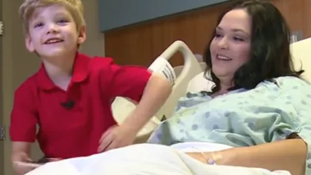 Miracolul zilei: Cum şi-a salvat un băieţel de 4 ani mama VIDEO
