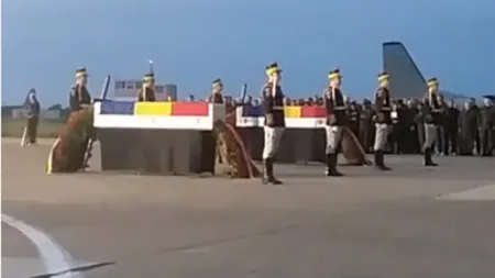 Cei doi militari căzuţi la datorie în Afganistan, declaraţi cetăţeni de onoare