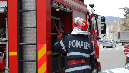 Incendiu în Bucureşti. 65 de persoane, EVACUATE VIDEO