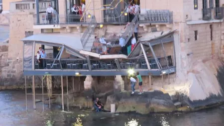 Turişti fracezi răniţi în Malta, după prăbuşirea balconului unui restaurant