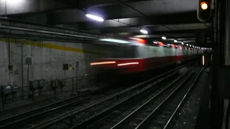 PACHET SUSPECT la metroul din Milano. Circulaţia trenurilor a fost oprită