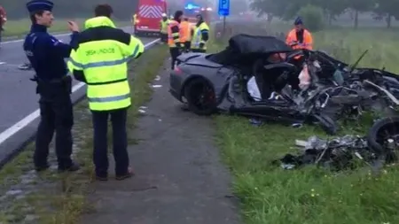 Un fost fotbalist a fost rănit grav într-un accident rutier, în Belgia. Logodnica sa a murit