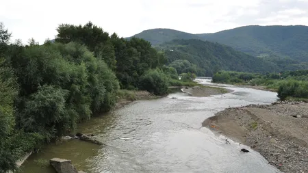 Cadavrul unui bărbat, găsit pe cursul râului Arieş