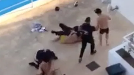 Un DJ şi un fotomodel, BĂTUŢI cu bestialitate de paznicii unui hotel din Spania VIDEO FOTO