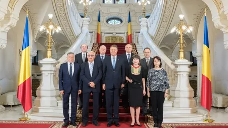 Klaus Iohannis s-a întâlnit cu judecătorii Curţii Constituţionale, la cererea lui Augustin Zegrean