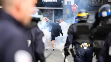 Violenţe miercuri seara la Lille, fanii englezi s-au bătut cu poliţia. 36 de suporteri au fost arestaţi
