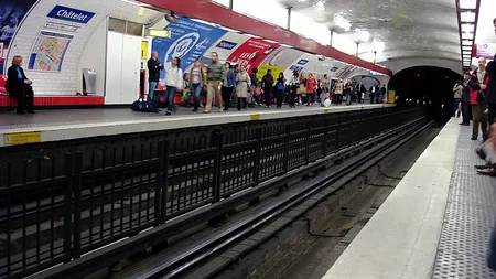 EURO 2016. Alertă ANTITERO la metroul din Paris cu câteva ore înainte de ROMÂNIA - FRANŢA