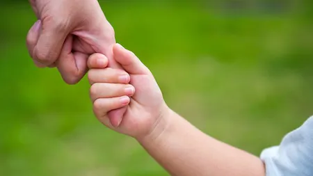 Tipuri de părinţi toxici. Te recunoşti?