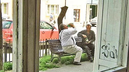 Amenzi usturătoare pentru cei care beau alcool în spaţii publice
