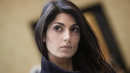 Virginia Raggi, prima femeie aleasă la conducerea Primăriei din Roma