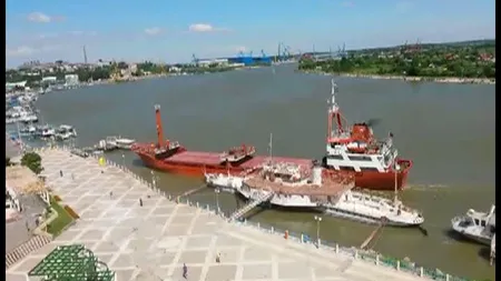 Accident naval la Tulcea! O navă turcească a lovit o navă românească de patrimoniu