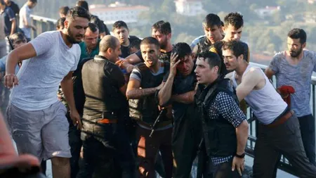 Turcia: Susţinători ai partidul de guvernământ au decapitat un soldat, la Istanbul