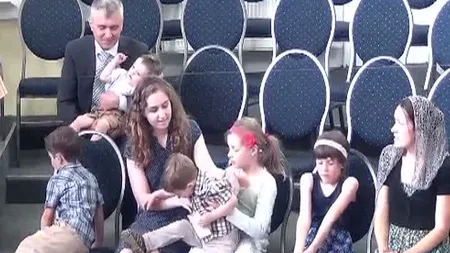 Familia Bodnariu îşi petrece vacanţa în România în formulă completă