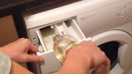 Cum să-ţi faci hainele să strălucească fără detergenţi şi chimicale