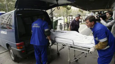 Cine este bărbatul care a fost găsit mort într-un mall din Constanţa