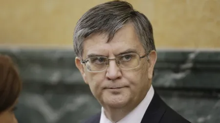 Mircea Dumitru: Bacalaureatul teoretic nu poate o soluţie pentru toate tipurile de învăţământ