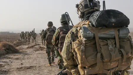Statele Unite vor menţine doar 8.400 de militari în Afganistan