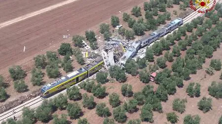 Două trenuri de pasageri s-au ciocnit în Italia. Cel puţin 27 de morţi şi 50 de răniţi FOTO şi VIDEO UPDATE
