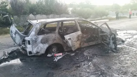 Accident grav la Iaşi: Un șofer de Ambulanţă a murit după ce maşina în care se afla a luat foc VIDEO