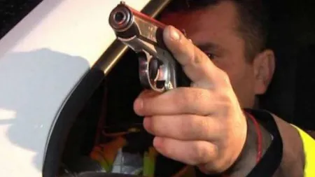 Copii tâlhari, prinşi cu focuri de armă
