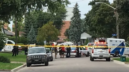 Cele trei victime ale atacului cu arbaletă de la Toronto erau chiar mama şi fraţii agresorului