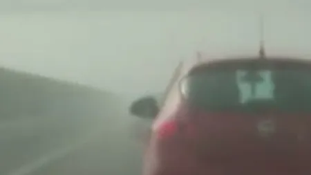 Avertisment pentru şoferi: Ceaţă densă pe unele drumuri