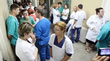 Federaţia Sanitas: Sper să nu se ajungă în situaţia ca medicilor să li se taie salariile a doua oară cu 25%