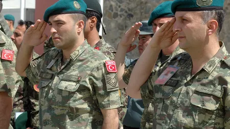 Turcia a cerut oficial EXTRĂDAREA a opt militari turci care s-au refugiat în Grecia după puciul de la Ankara