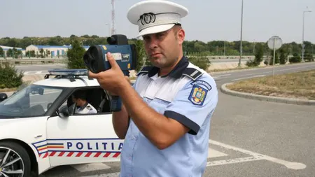 Şofer prins pe Autostrada Turda-Borş în timp ce conducea cu 208 kmh