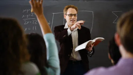 REVOLTĂTOR! Un profesor de 57 de ani din Buzău are o relaţie cu o elevă de 17 ani. Fata s-a mutat deja la domiciliul dascălului