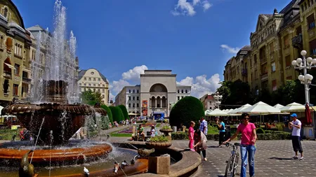 Dorel de Timişoara a redeschis un tunel pietonal în care oamenii merg aplecaţi. Vezi ce înălţime poate avea