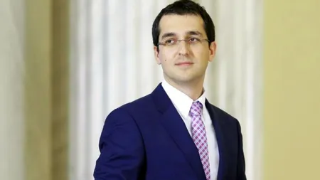 Vlad Voiculescu sare în apărarea ministrului Educaţiei: Au tot interesul să-l compromită