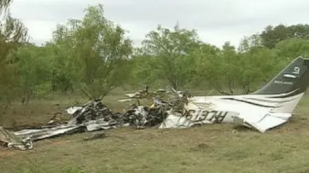 ACCIDENT AVIATIC în Ungaria. Două avioane s-au ciocnit şi s-au prăbuşit într-o zonă împădurită