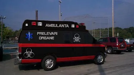 S-a aflat cui îi aparţine AMBULANŢA NEAGRĂ. Unul dintre şoferi a spus totul