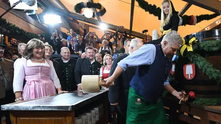 Oktoberfest şi-a deschis porţile la Munchen