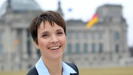 ATAC asupra unui lider politic din Germania. Maşina i-a fost incendiată