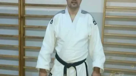 Scandal în instanţă între un primar şi un luptător de karate