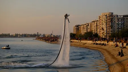 Militarii participă la AeroNautic Show în Parcul Crângaşi şi Lacul Morii