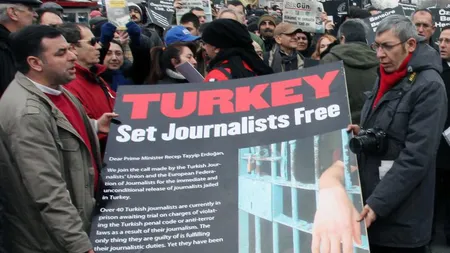 O jurnalistă germană răpită în Siria a reuşit să scape. Femeia a fugit în Turcia