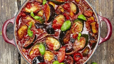 Cel mai bun ratatouille. Reţeta clasică a lui Jamie Oliver