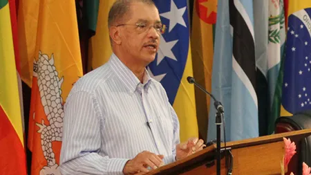 James Michel, preşedintele Republicii Seychelles, îşi dă DEMISIA