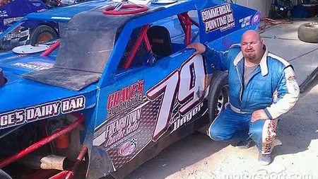 Tragedie în sporturile cu motor. Un pilot a murit pe circuit, strivit în propria maşină