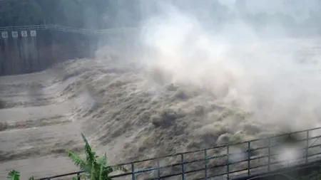 4 morţi şi 329 de răniţi după trecerea devastatoare a taifunului Megi prin insula Taiwan