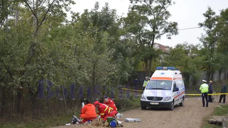 Un copil a murit după ce căruţa în care se afla s-a răsturnat. Tatăl şi fratele său sunt răniţi grav